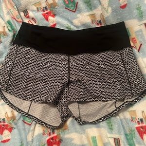 Lululemon speed up shorts high rise